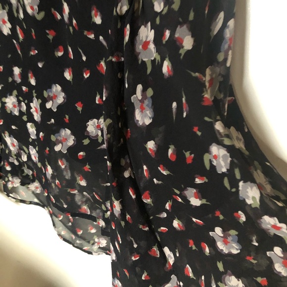 Covet silk dress hi low style flowy black floral - Picture 5 of 9